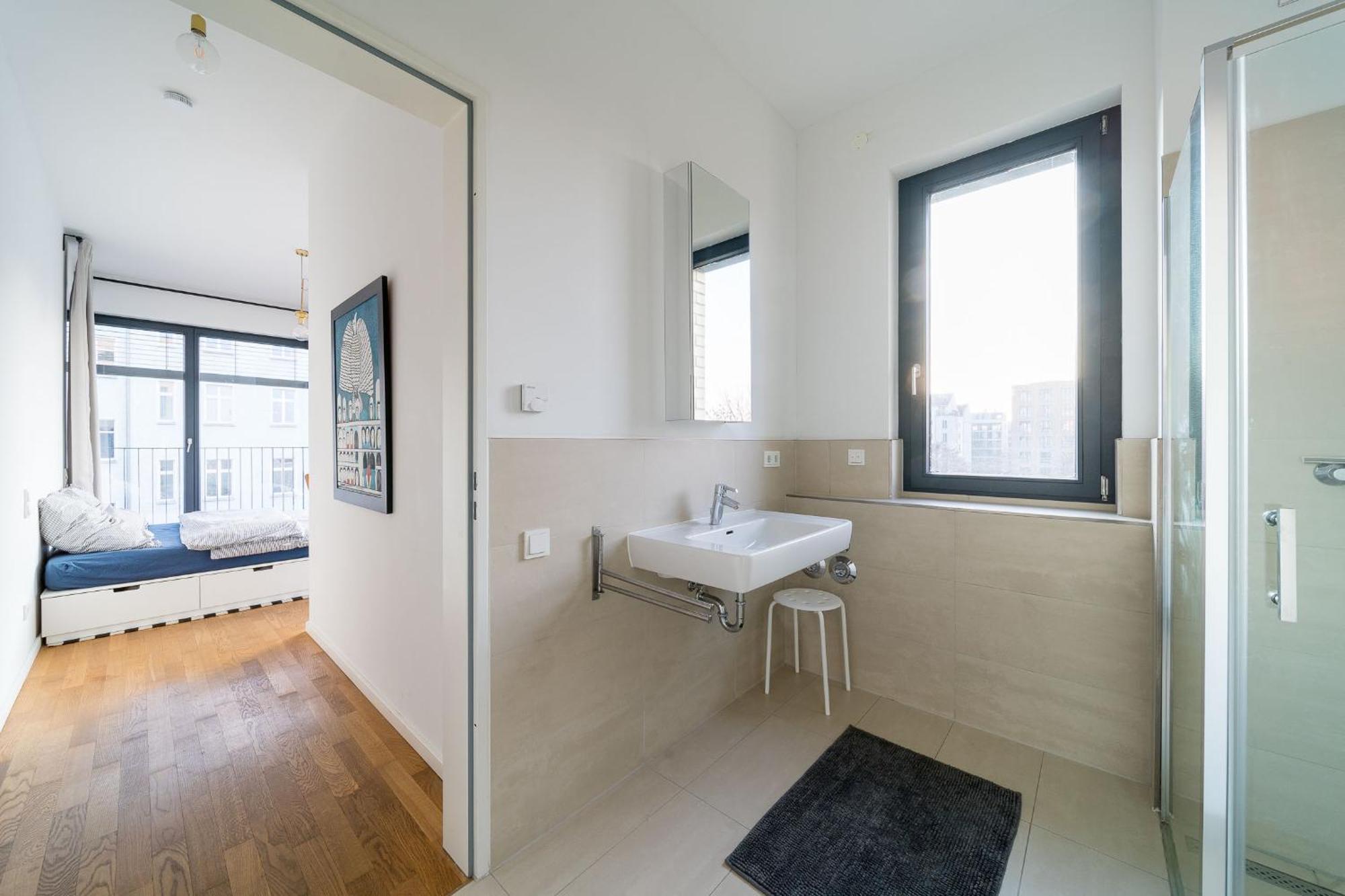 2 Bedroom Mauerpark-Apartment, Berlin Mitte View Calendar Ngoại thất bức ảnh